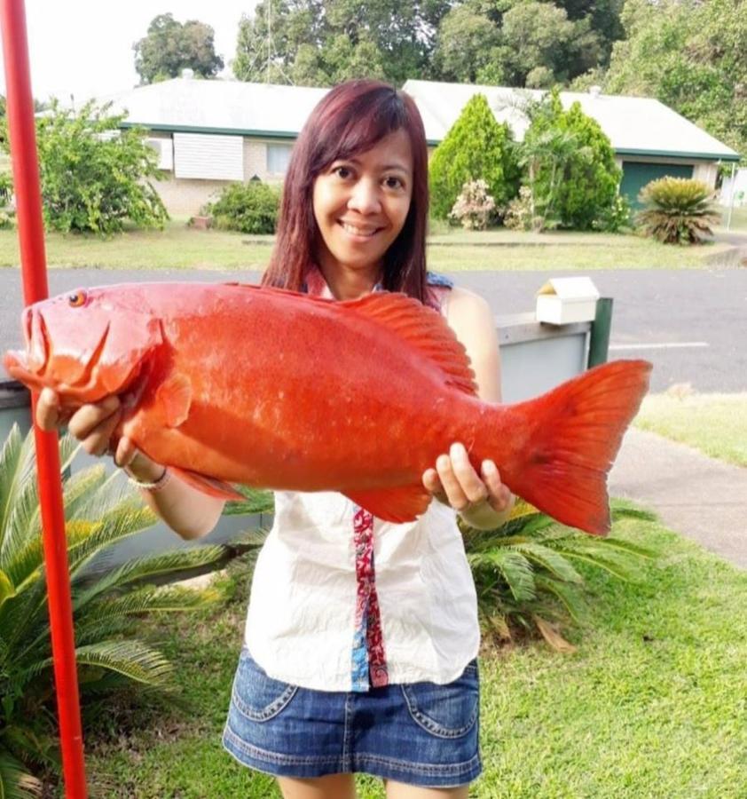 Flying Fish Point Tourist Park Hotel Innisfail Bagian luar foto